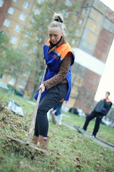 Людмила Ясінська & балет "0,7"